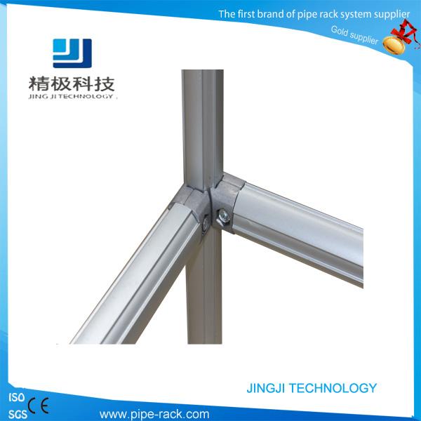 線棒連接件的結(jié)構(gòu)是如何進行連接的？